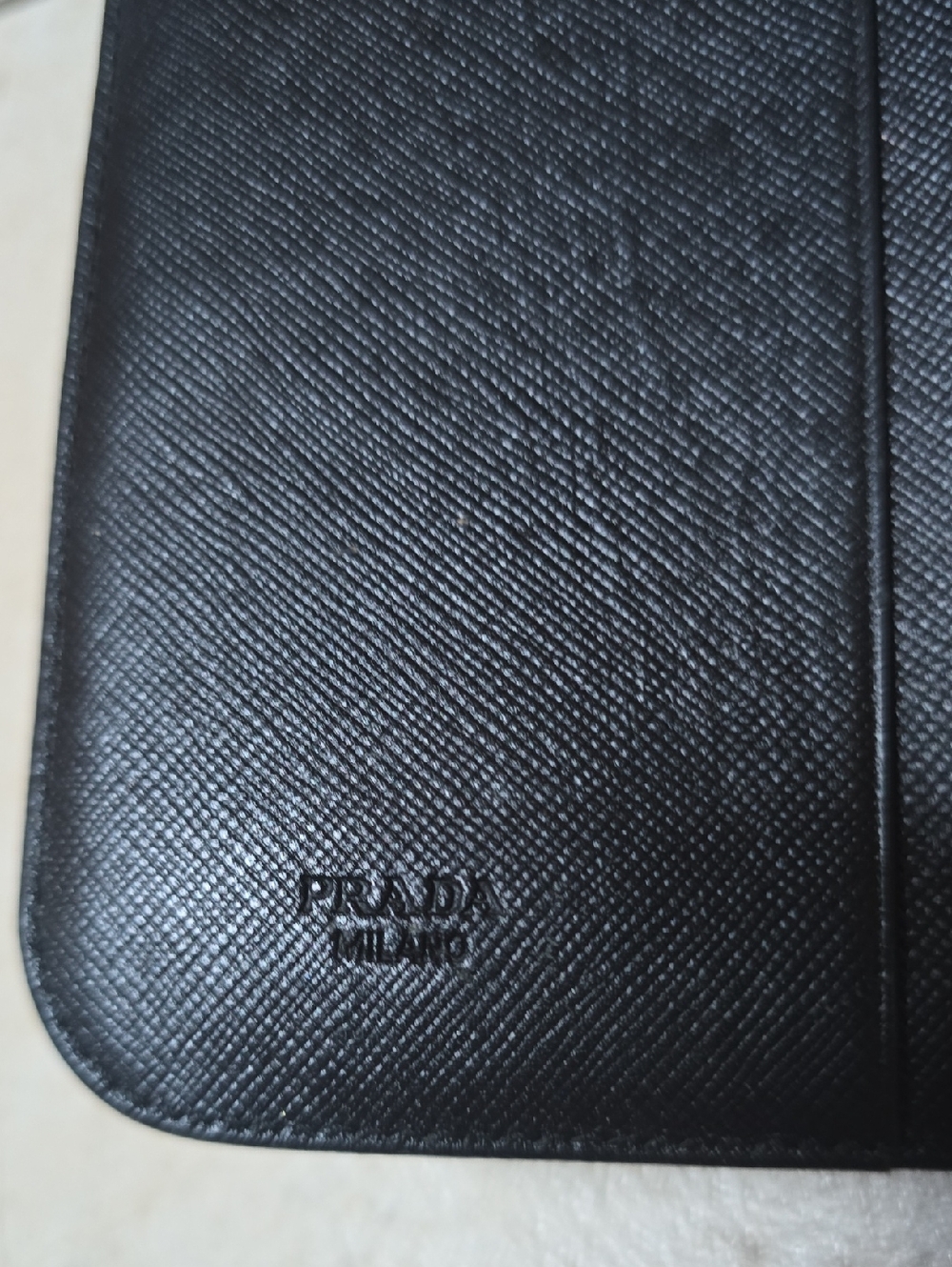 Prada Saffiano Black Leather Zip Around Wallet Unisex - Picture 8 of 12
